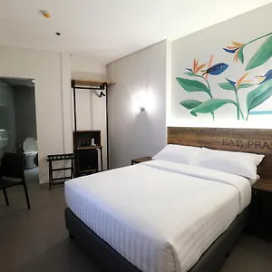 3* Hotel U Makati
